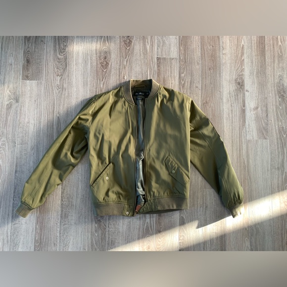 Unisex Military Green Bomber Jacket - Picture 2 of 5